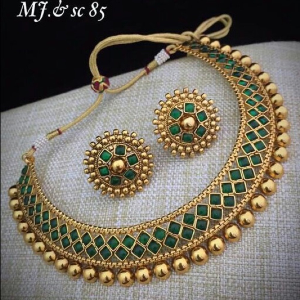 New Green Kundhan neckless set
